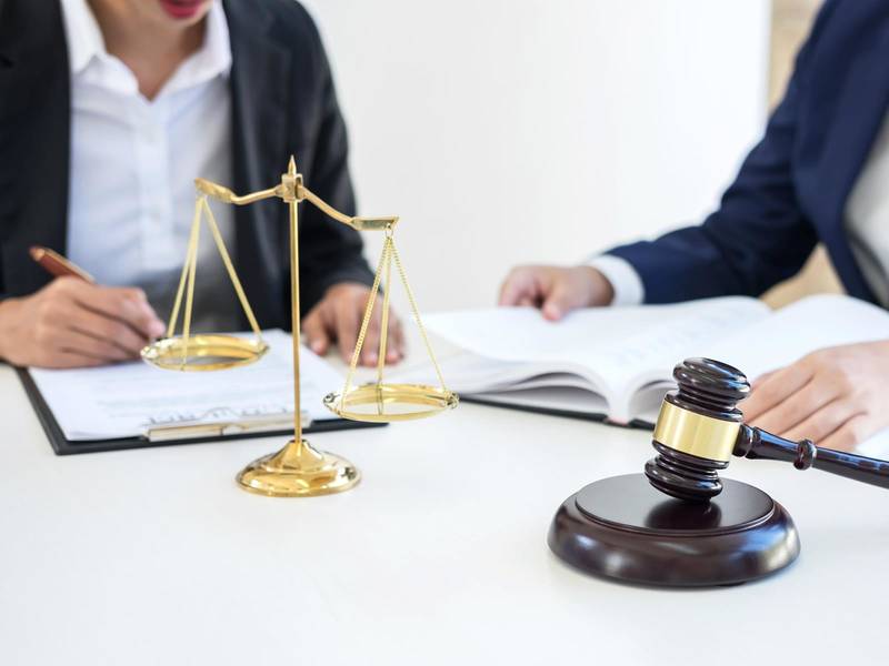 深圳遗产继承律师视角下老人遗嘱背后的法理与情思